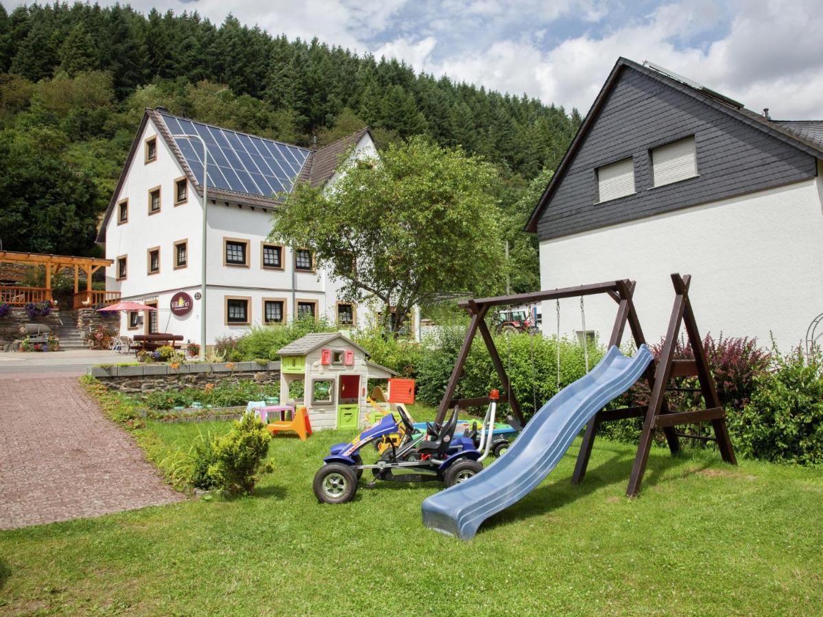 Beautiful Apartment In Merschbach With Garden ภายนอก รูปภาพ